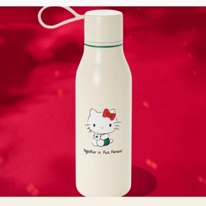 Starbucks  Hello Kitty White Water Bottle